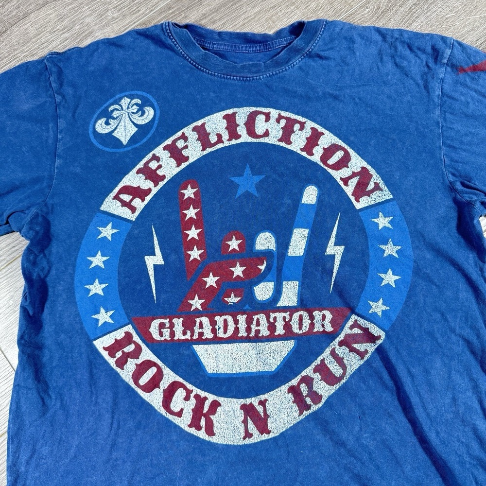 Y2K Affliction Live Fast Rock N Run Gladiator Blue T Shirt Men's Size Medium